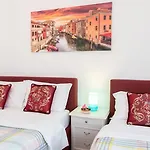 Affittacamere Ca' Rebeka Venice - Atika & Atif