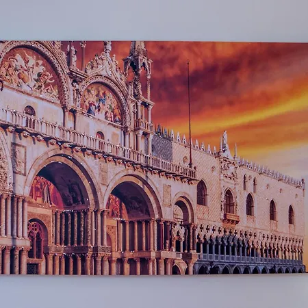 Ca' Rebeka Venice - Atika & Atif 2* Mestre