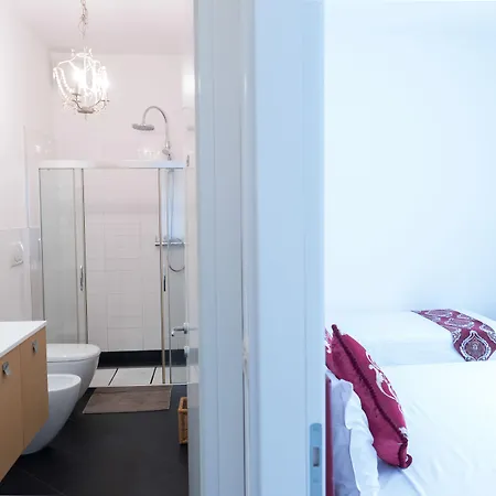 Casa de hóspedes Ca' Rebeka Venice - Atika & Atif 3*