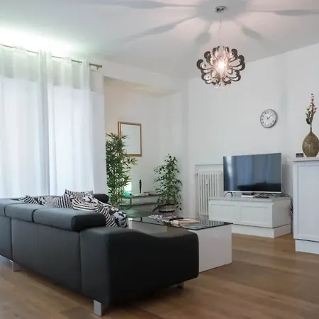 Ca' Rebeka Venice - Atika & Atif Mestre