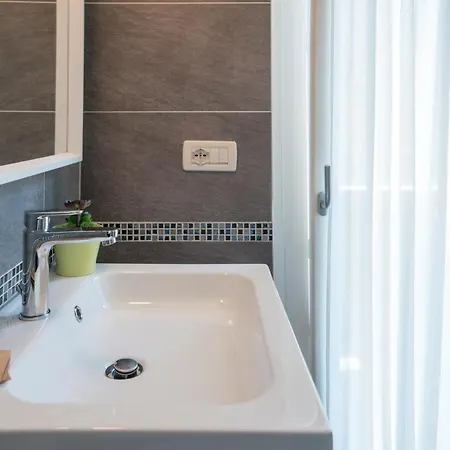 Guest house Ca' Rebeka Venice - Atika & Atif Mestre