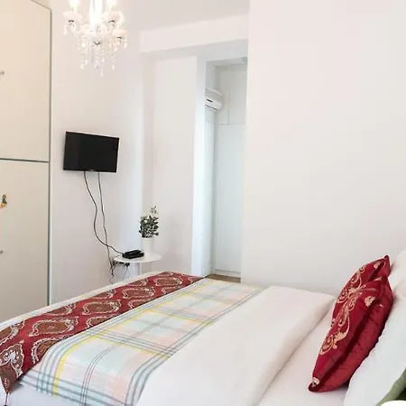 Ca' Rebeka Venice - Atika & Atif Mestre