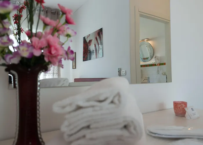 Ca' Rebeka Venice - Atika & Atif Mestre