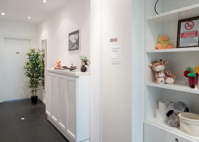 Ca' Rebeka Venice - Atika & Atif Mestre